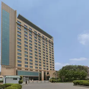 ***** Hotel Courtyard By Marriott Gurugram Downtown India